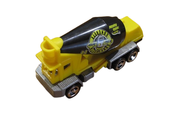 Hot Wheels 2001 - Collector # 134/240 - Oshkosh Cement Truck - Yellow / Black Drum - USA Card - MPN 50663