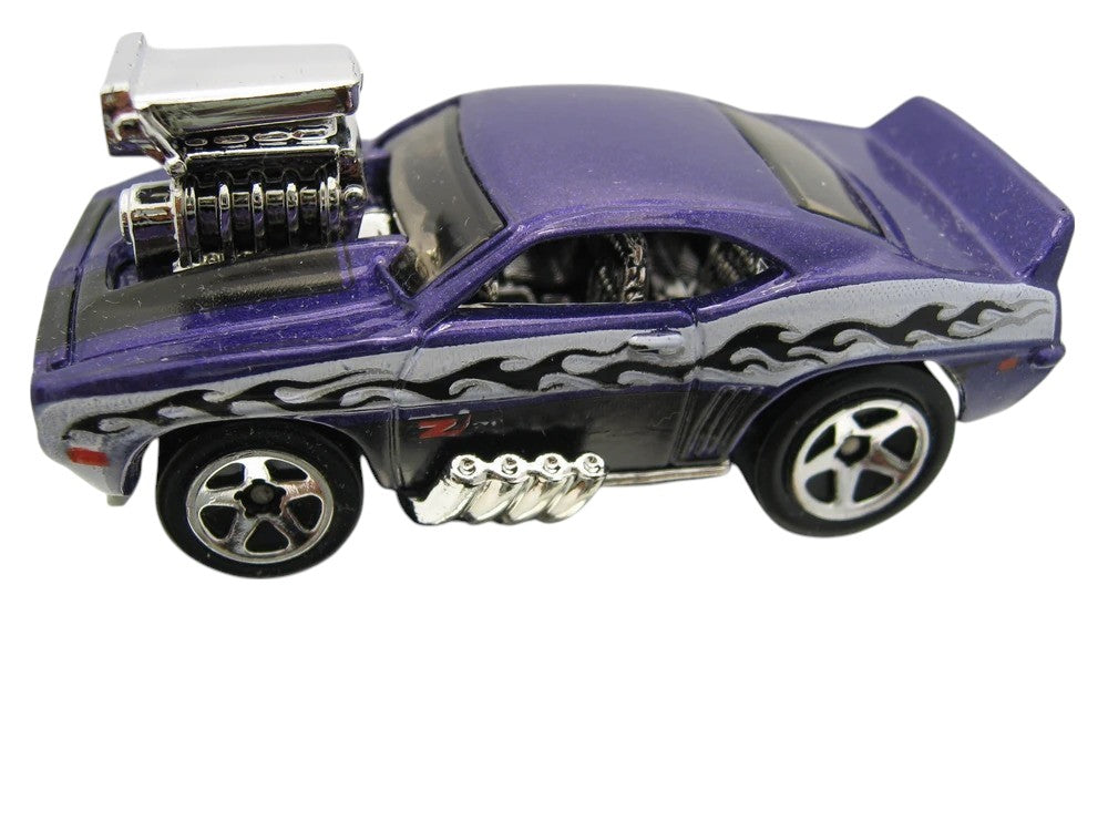 Hot Wheels 2006 - Collector # 124/223 - 'Tooned '69 Camaro Z-28 - Metalflake Purple - KMart Exclusive - USA Card