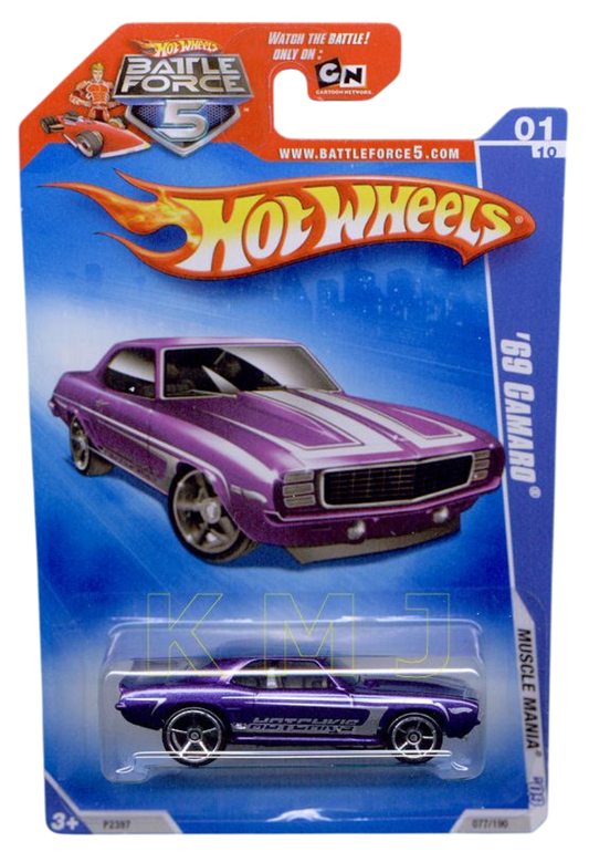 Hot Wheels 2009 - Collector # 077/190 - Muscle Mania 1/10 - '69 Camaro - Purple / Hotchkis - USA 'Battle Force 5' Card