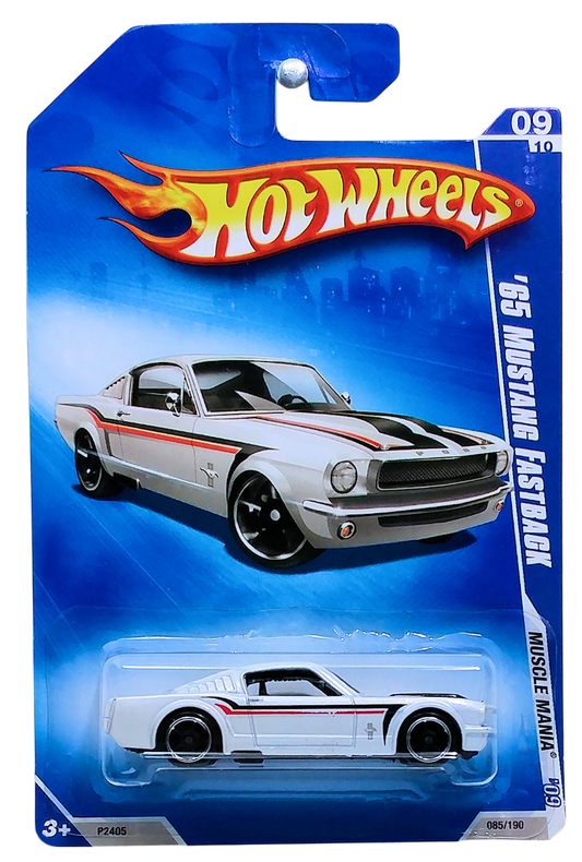 Hot Wheels 2009 - Collector # 085/190 - Muscle Mania 9/10 - '65 Mustang Fastback - White - USA Card