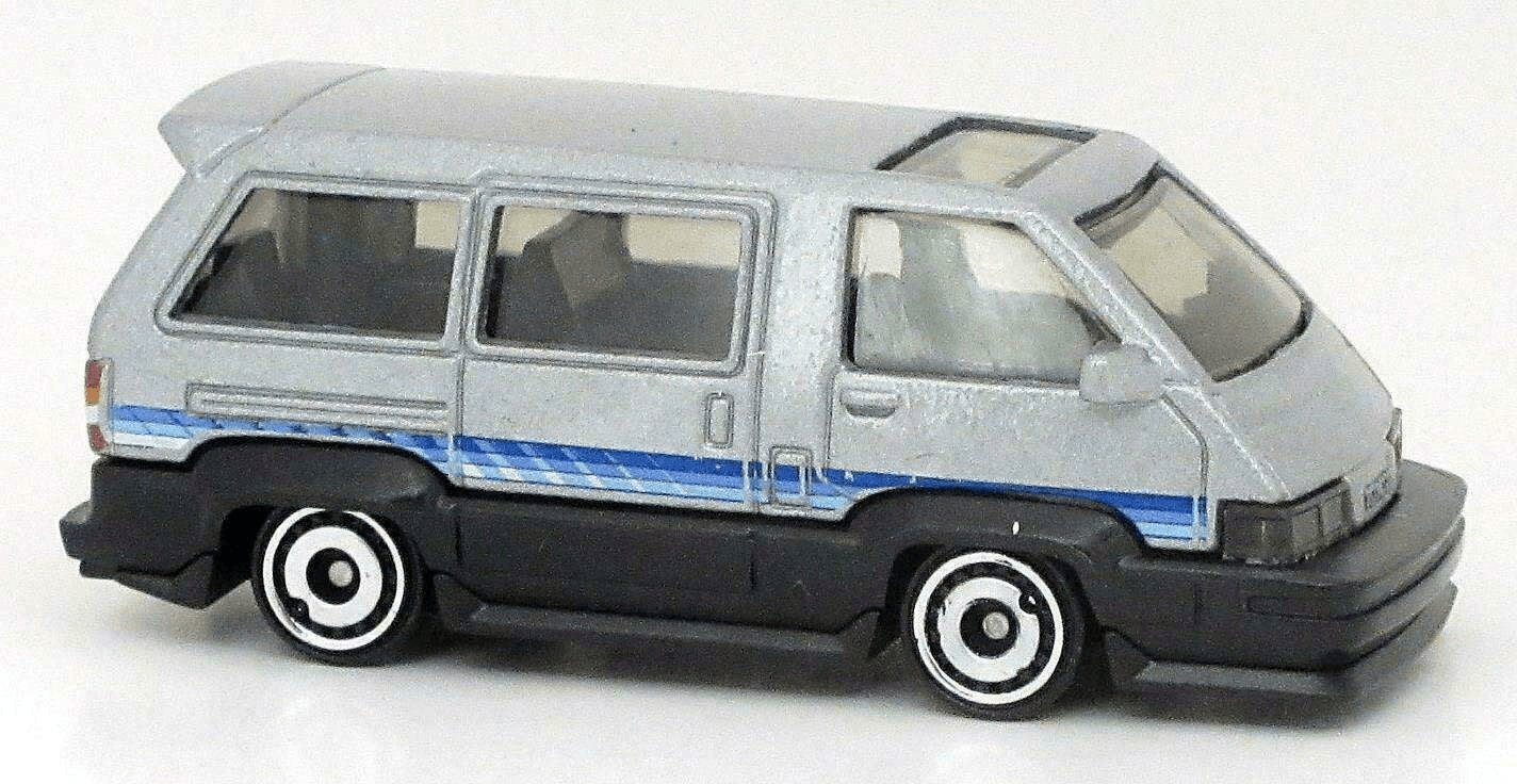 Hot Wheels 2022 - Collector # 173/250 - HW J-Imports 7/10 - New Models - 1986 Toyota Van - Metallic Gray - USA Card