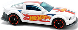 Hot Wheels 2017 - Collector # ---/365 - HW Race Team 1/5 - 2005 Ford Mustang - White - Kmart Exclusive - USA Card