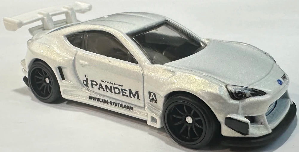 Hot Wheels 2025 - Premium / Car Culture / Circuit Legends 4/5 - Pandem Subaru BRZ - Pearl White - Metal/Metal & Real Riders