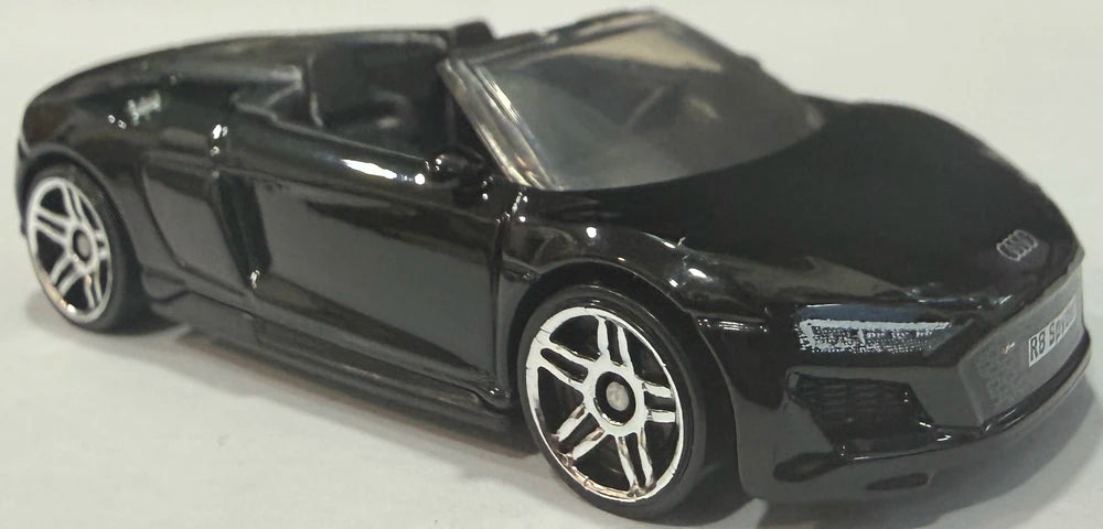 Hot Wheels 2026 - Collector # 130/250 - Drop Tops 4/5 - 2019 Audi R8 Spyder - Black - PR5 Wheels - USA '2026' Card