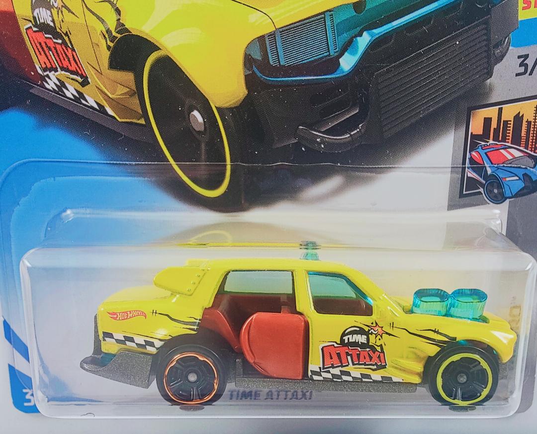 Hot Wheels 2018 - Collector # 226/365 - HW Metro 3/10 - Time Attaxi - Yellow / 'Time Attaxi' - International Card - ERROR! Door is not complete