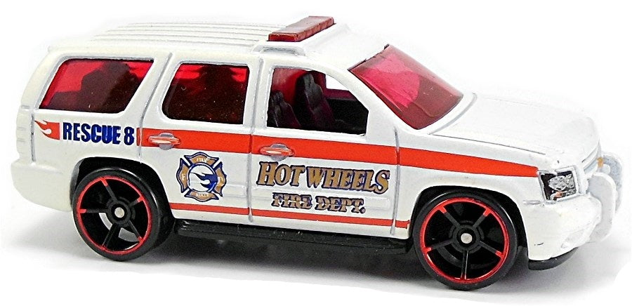 Hot Wheels 2009 - Collector # 108/190 - HW City Works 2/10 - '07 Chevy Tahoe - White / Fire Dept. - OH5SP Wheels - USA Card