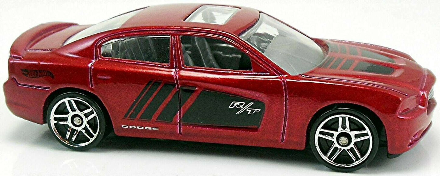 Hot Wheels 2011 - Collector # 043/244 - New Models 43/50 - '11 Dodge Charger R/T - Red Metallic - FSC