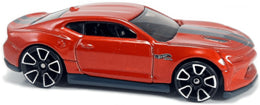 Hot Wheels 2018 - Collector # 050/365 - Muscle Mania 8/10 - 2018 Camaro SS (Hot Wheels Special Edition) - Metallic Orange - International Card