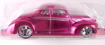 Hot Wheels 2006 - Classics Series 2 # 19/30 - '40 Ford Coupe - Spectraflame Magenta - 5 Spokes with White Walls - Metal/Metal - Limited Edition