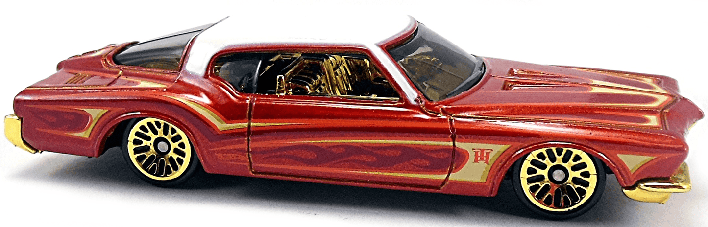 Hot Wheels 2011 - Collector # 061/244 - Treasure Hunts 11/15 - 1971 Buick Riviera - Metalflake Red with White Roof - Gold Lace Wheels - USA Card