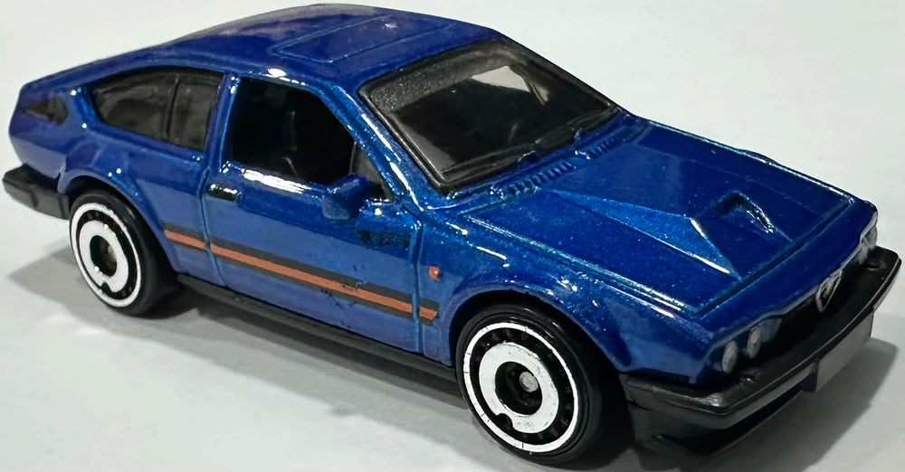 Hot Wheels 2024 - Collector # 098/250 - Factory Fresh 08/10 - Alfa Romeo GTV6 3.0 - Blue Metallic - USA Card