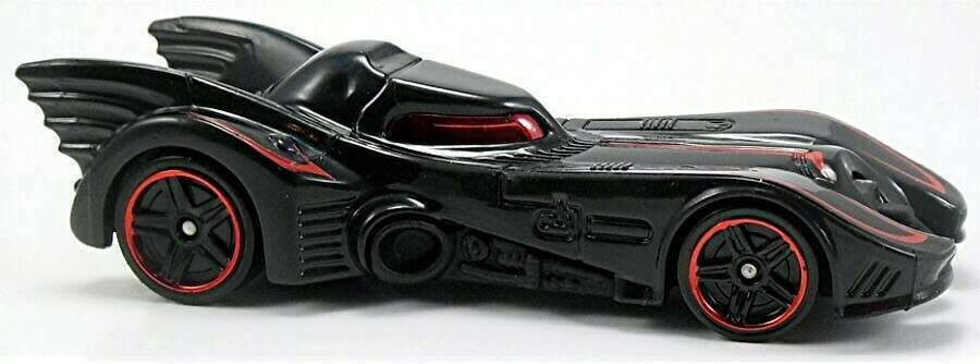 Hot Wheels 2015 - Collector # 062/250 - HW City / Batman - Batmobile (1989) "Batman Returns" - Black / Red Accents - International Short Card