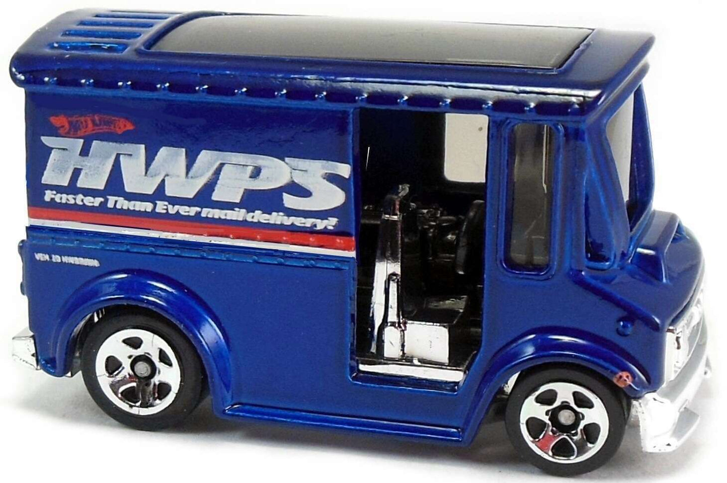 Hot Wheels 2010 - Collector # 013/240 - New Models 13/44 - Bread Box - Blue - USA Card