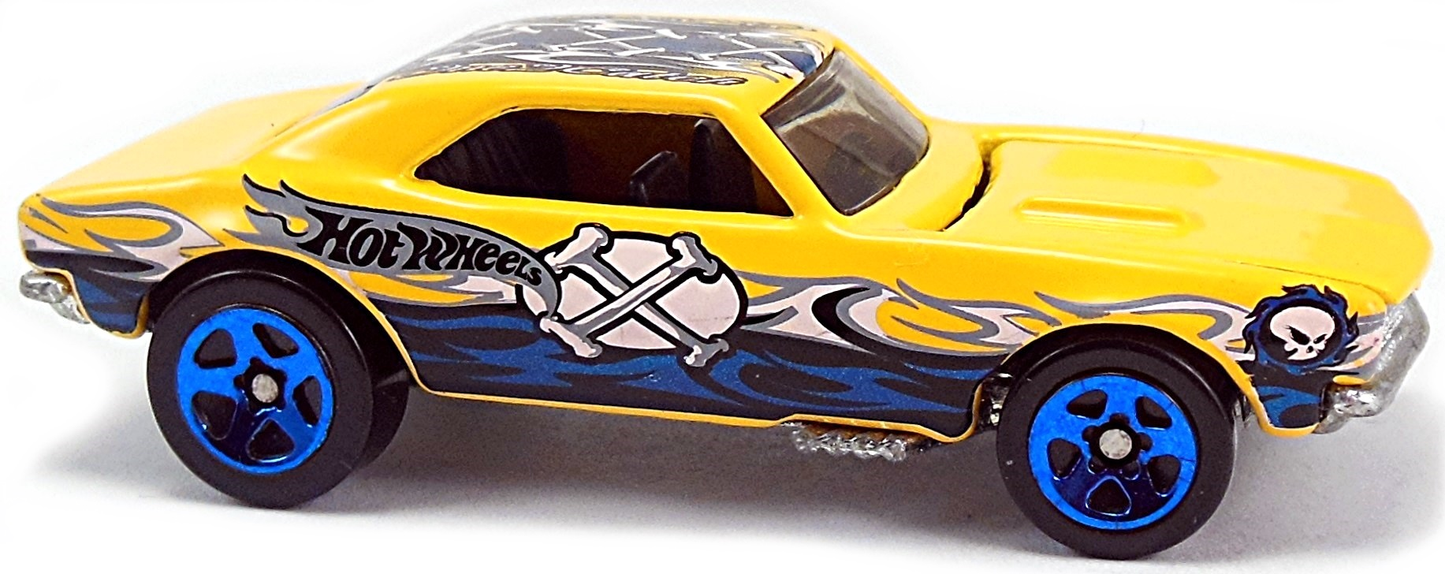 Hot Wheels 2003 - Collector # 168/220 - Wastelanders 6/10 - Camaro 1967 - Yellow - Blue 5 Spoke Wheels - Opening Hood - USA '04 Older Card