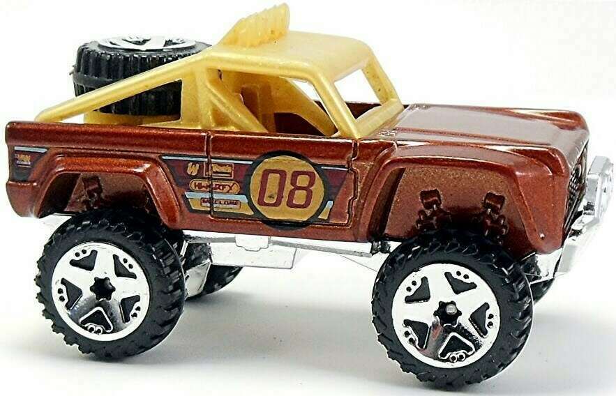 Hot Wheels 2008 - Collector # 021/196 - New Models 21/40 - Custom Ford Bronco - Metalflake Brown / #08 - OR5Sp Wheels - USA Card