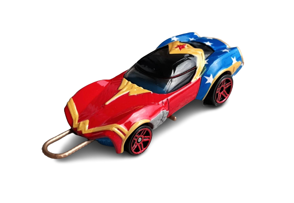 Hot Wheels 2023 - Character Cars / DC Comics - Wonder Woman - Red & Blue - Large Blister Card