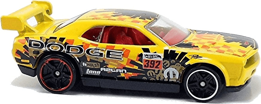 Hot Wheels 2014 - Collector # 107/250 - HW Off-Road / Road Rally - Dodge Challenger Drift Car - Yellow - USA Card