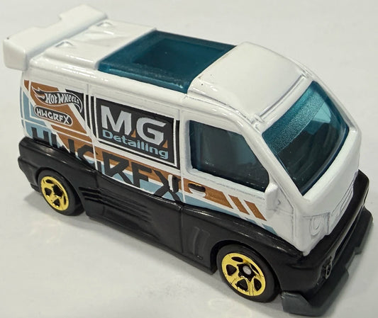 Hot Wheels 2026 - Collector # 080/250 - Compact Kings 3/10 - Kei Swap - White - Gold 5 Spoke Wheels - USA '2026' Card