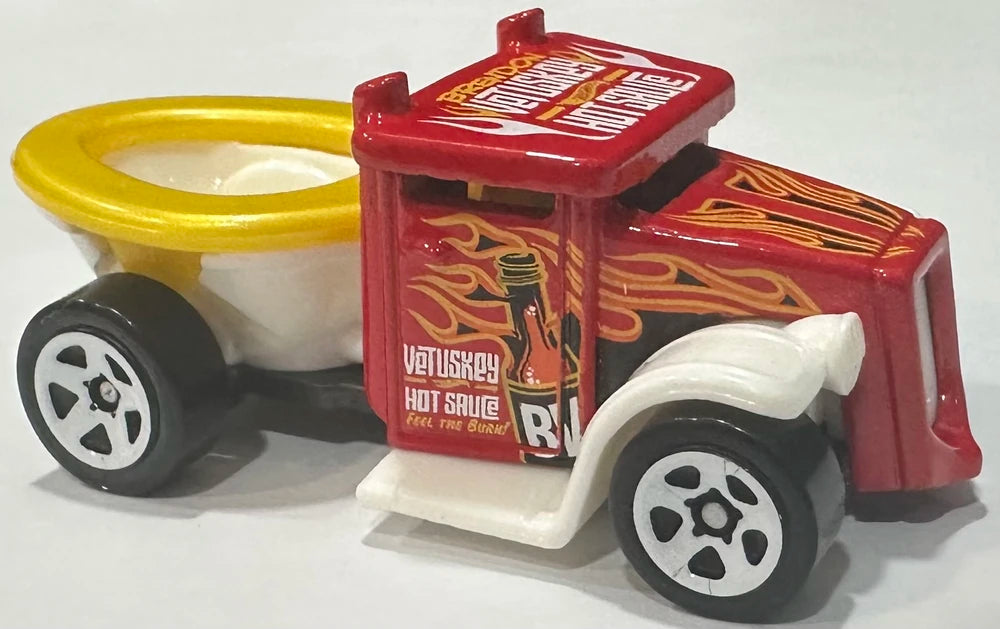 Hot Wheels 2025 - Collector # 084/250 - HW Design By 3/5 - Gotta Go - Red over White - USA Card