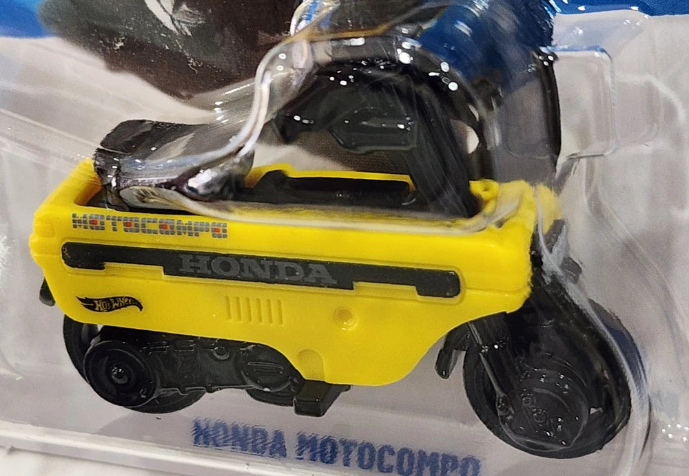 Hot Wheels 2025 - Collector # 181/250 - HW Moto 3/5 / New Models - Honda Motocompo - Yellow - USA Card