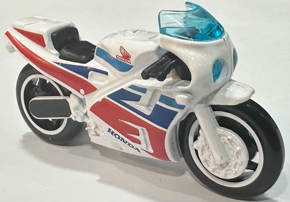 Hot Wheels 2025 - Collector # 224/250 - Moto 4/5 - New Models - Honda VFR750R (RC30) - White - USA Card
