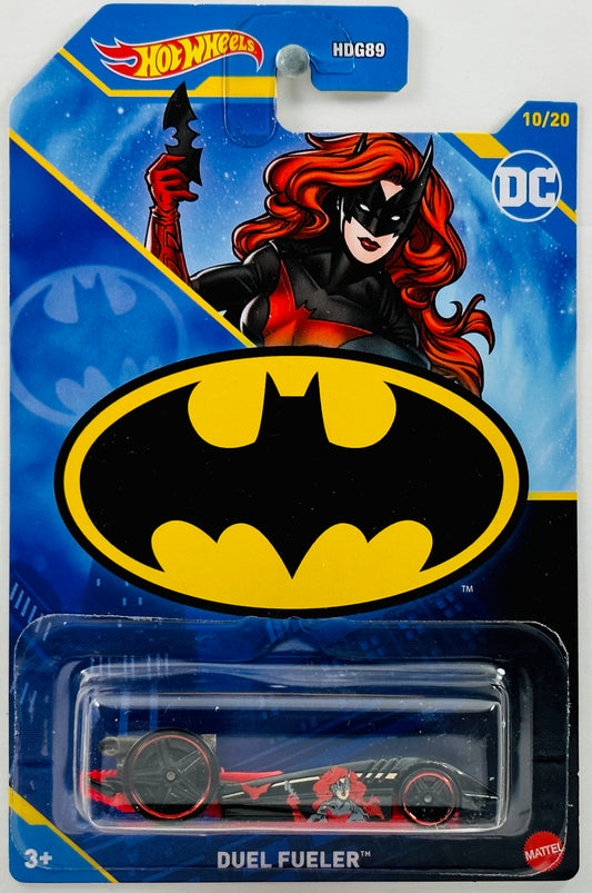 Hot Wheels 2023 - Theme / Mix 3 / Batman Series 10/20 / Batwoman - Duel Fueler - Black - PR5 Wheels - DC Comics Card
