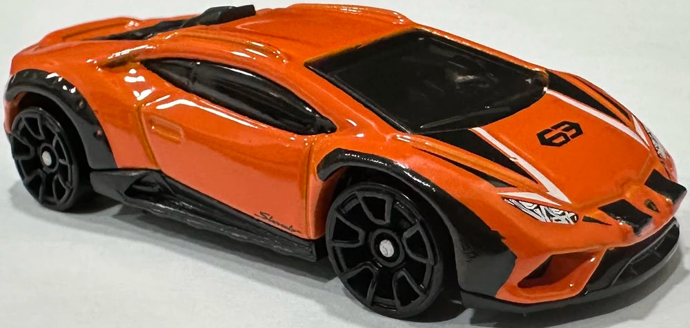 Hot Wheels 2024 - Collector # 222/250 - HW Dirt 6/10 - New Models - Lamborghini Huracán Sterrato - Orange / Black Accents - USA Card