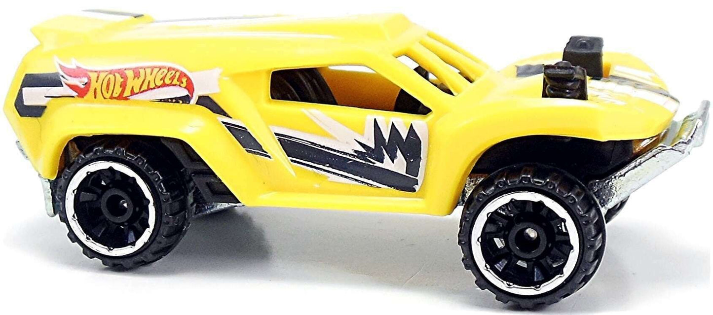 Hot Wheels 2015 - Collector # 102/250 - HW Off-Road / Jungle Rally - Land Crusher - Yellow - USA 'Showdown' Card