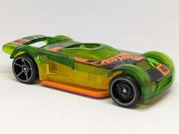 Hot Wheels 2023 - Collector # 112/250 - HW Track Champs 4/5 - Mach It Go - Green / Yellow / Orange - Best for Track - USA