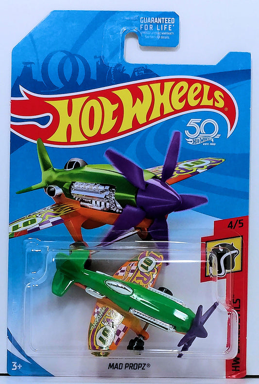 Hot Wheels 2018 - Collector # NONE - HW Daredevils 4/5 - Mad Propz - Green & Orange - USA '50th' Card