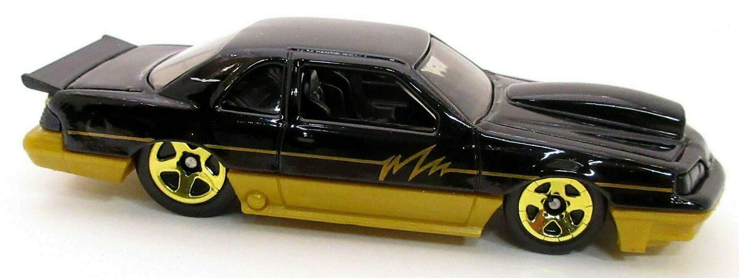 Hot Wheels 2023 - Collector # 056/250 - Retro Racers 05/10 - Matt and Debbie Hay's 1988 Pro Street Thunderbird - Black - Gold Pulse Graphic - IC