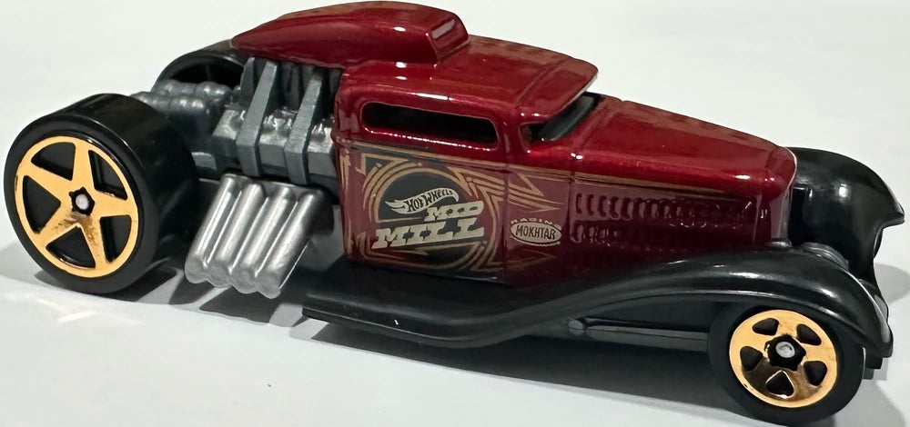 Hot Wheels 2025 - Collector # 097/250 - Rod Squad 7/10 - Mid Mill - Metalflake Red / "MID MILL"- USA 'Let's Race' Card