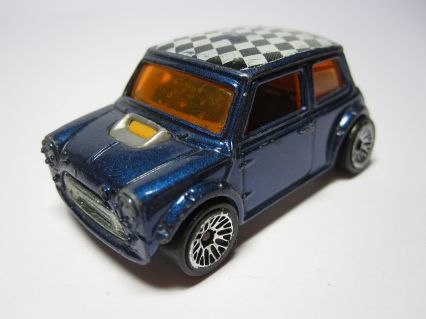 Hot Wheels 2001 - Collector # 158/240 - Mini Cooper - Dark Blue Metallic - Lace Wire Wheels - USA Card