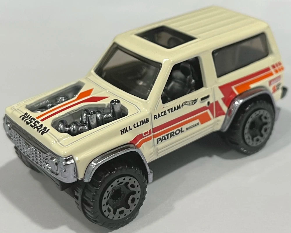 Hot Wheels 2023 - Collector # 020/250 - HW J-Imports 1/10 - New Models - Nissan Patrol Custom - Off-White - 'Hill Climb Race Team'/Grey BLOR - USA
