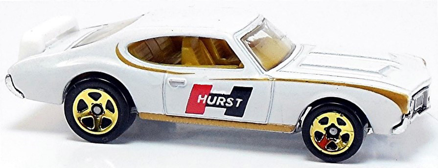 Hot Wheels 2012 - Collector # 145/247 - HW Performance 5/10 - Olds 442 - White / Hurst Shifter - Gold 5 Spokes - USA