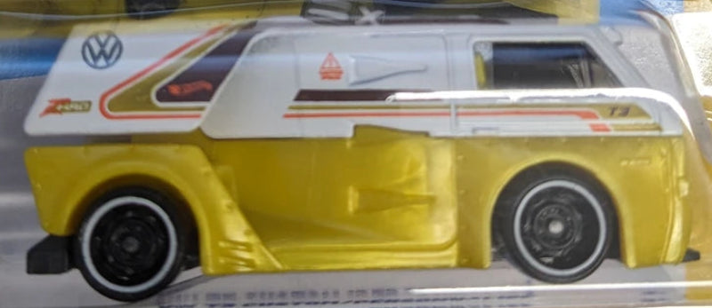 Hot Wheels 2025 - Collector # 200/250 - Peak Pursuit 3/10 - VW T3 Custom - White over Yellow - USA Card