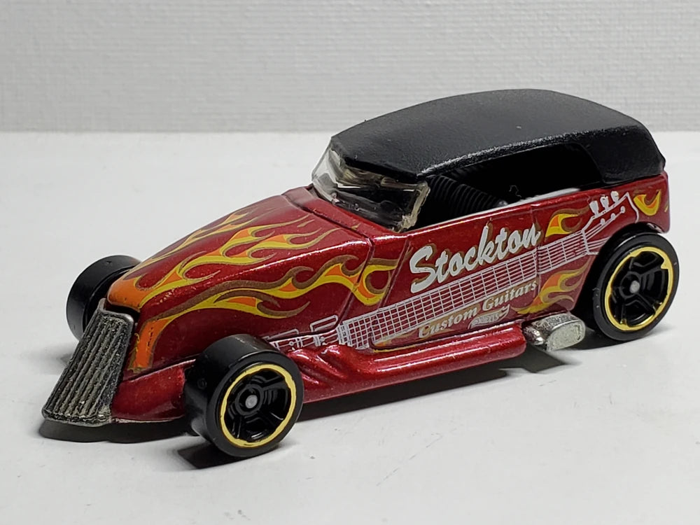 Hot Wheels 2013 - Collector # 182/250 - HW Showroom / American Turbo - Phaeton - Red - KMart Exclusive - USA Card