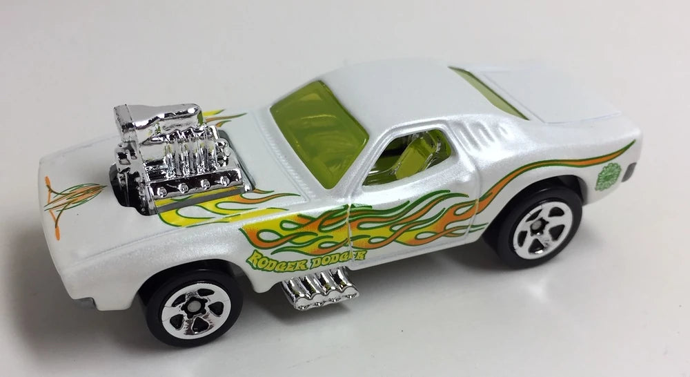 Hot Wheels 2019 - Theme / Larry Wood 50 Years of Design 10/10 - Rodger Dodger - Pearl White with Flames - 5 Spokes - Walmart Exclusive