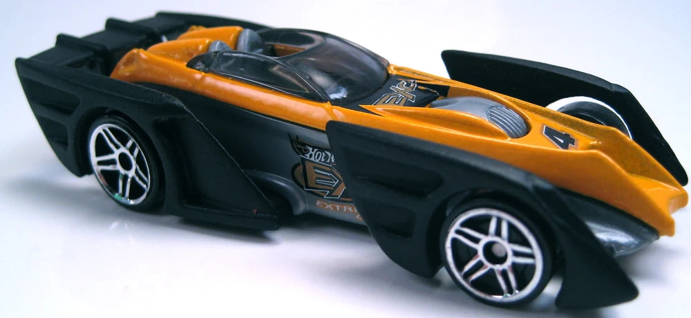 Hot Wheels 2002 - Collector # 234/240 - Shredster - Yellow & Black - USA 'Race & Win' Card