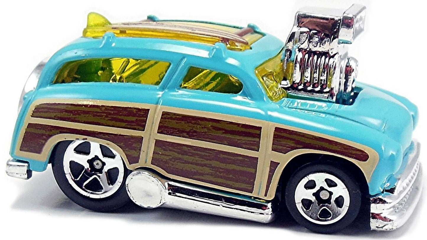 Hot Wheels 2017 - Collector # 300/365 - Tooned 2/10 - New Models - Surf 'N Turf (Woodie) - Aqua / Surf Board on Roof - USA Card