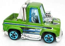 Hot Wheels 2023 - Collector # 093/250 - HW Hot Trucks 1/10 - Toon'd '83 Chevy Silverado - Green - IC