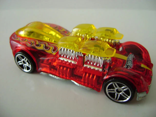 Hot Wheels 2005 - Collector # 150/187 - What-4-2 - Transparent Red - PR5 Wheels - USA '05 Card