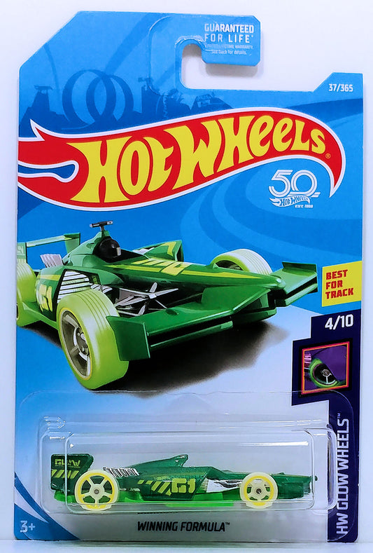 Hot Wheels 2018 - Collector # 037/365 - HW Glow Wheels 4/10 - Winning Formula - Metalflake Green - USA '50th' Card