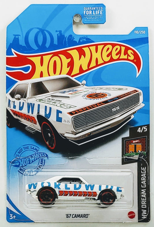 Hot Wheels 2021 - Collector # 110/250 - HW Dream Garage 4/5 - '67 Camaro - White / Worldwide Optimism - USA Card