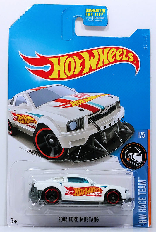 Hot Wheels 2017 - Collector # ---/365 - HW Race Team 1/5 - 2005 Ford Mustang - White - Kmart Exclusive - USA Card