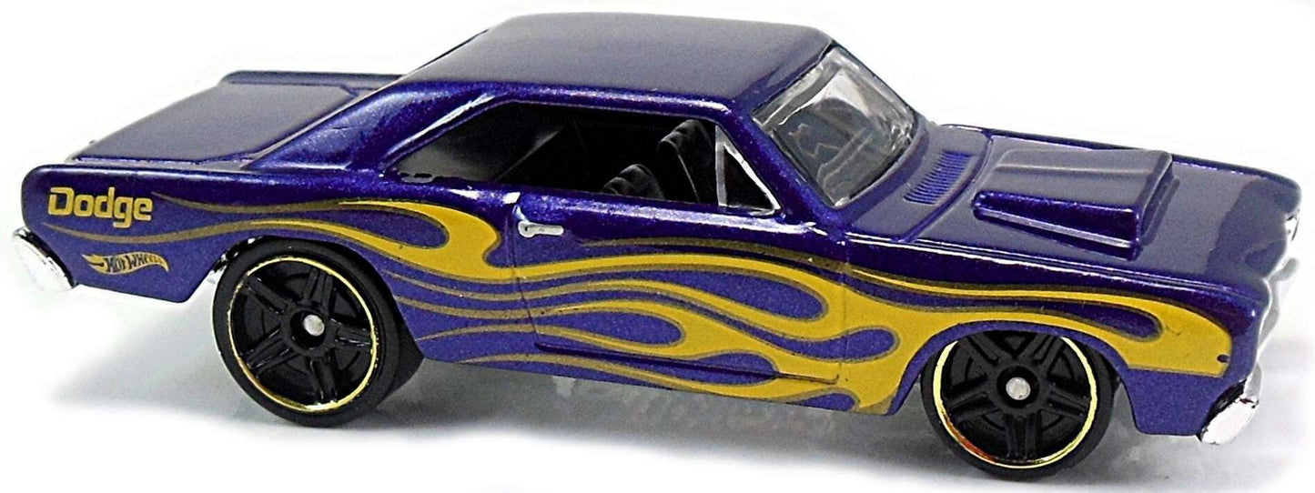 Hot Wheels 2017 - Collector # 160/365 - HW Flames 8/10 - '68 Dodge Dart - Metallic Purple - USA Card