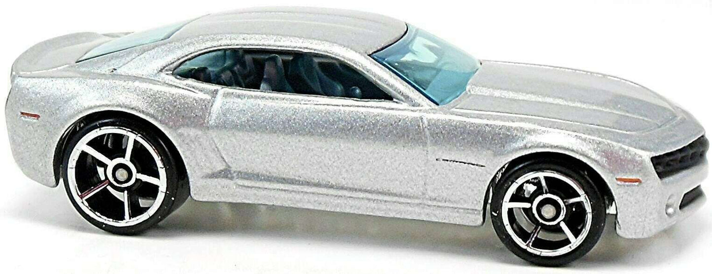 Hot Wheels 2007 - Collector # 002/156 - First Editions 02/36 - Chevy Camaro Concept - Silver - IC