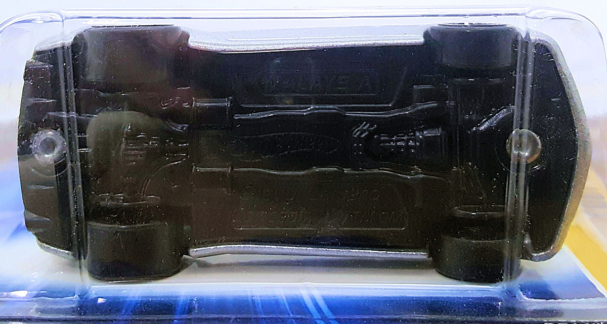 Hot Wheels 2007 - Collector # 002/180 - New Models 2/36 - Chevy Camaro Concept - Silver - Black Base - USA