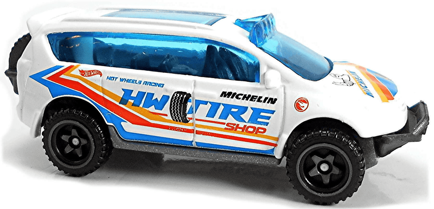 Hot Wheels 2021 - Collector # 165/250 - HW Metro 10/10 - Treasure Hunts - Chrysler Pacifica - White / HW Tire Shop - USA