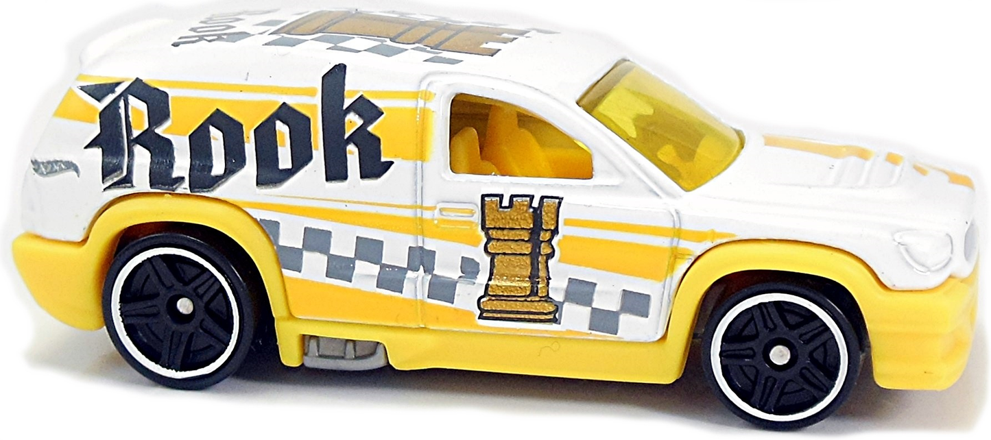 Hot Wheels 2018 - Collector # 336/365 - Checkmate 5/9 - Fandango - White - USA